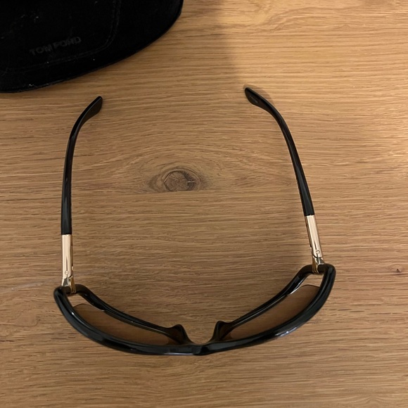 Tom Ford Sunglasses - Picture 2 of 5